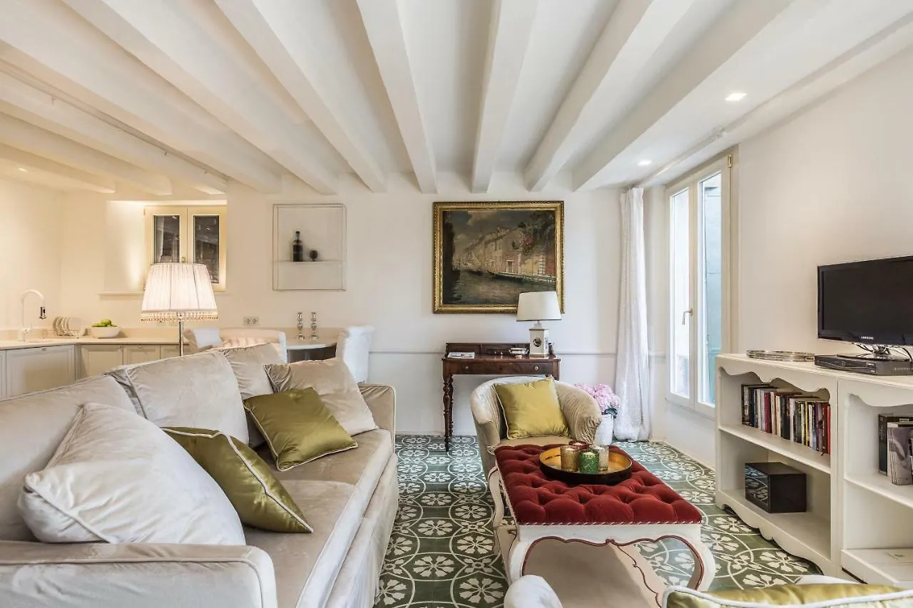 Ca' Dell'Ulivo Private Garden Apartment Venice 0*,  Italy